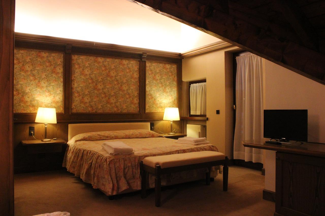Hotel La Lepre Bianca Gallio Ngoại thất bức ảnh