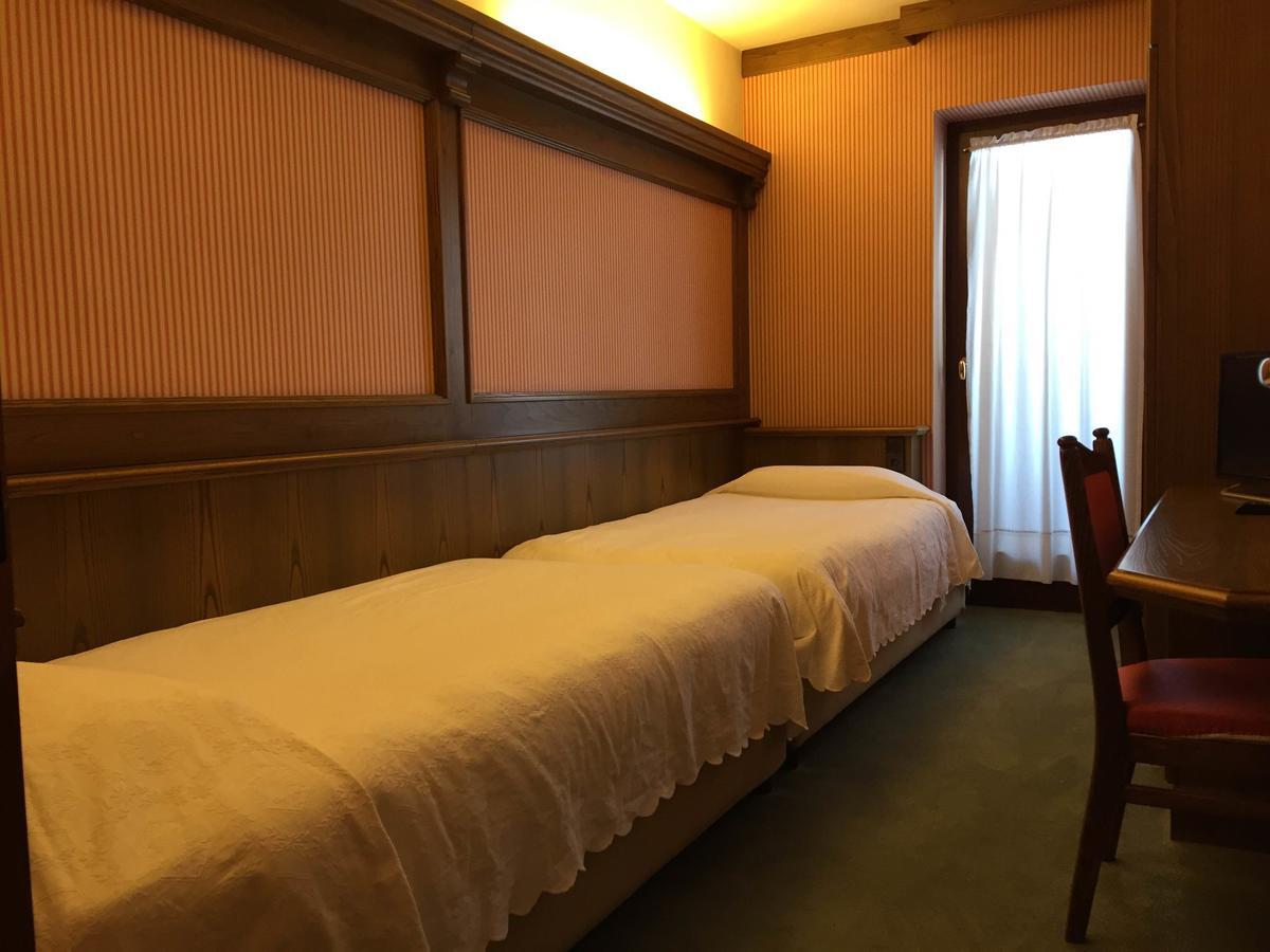 Hotel La Lepre Bianca Gallio Ngoại thất bức ảnh