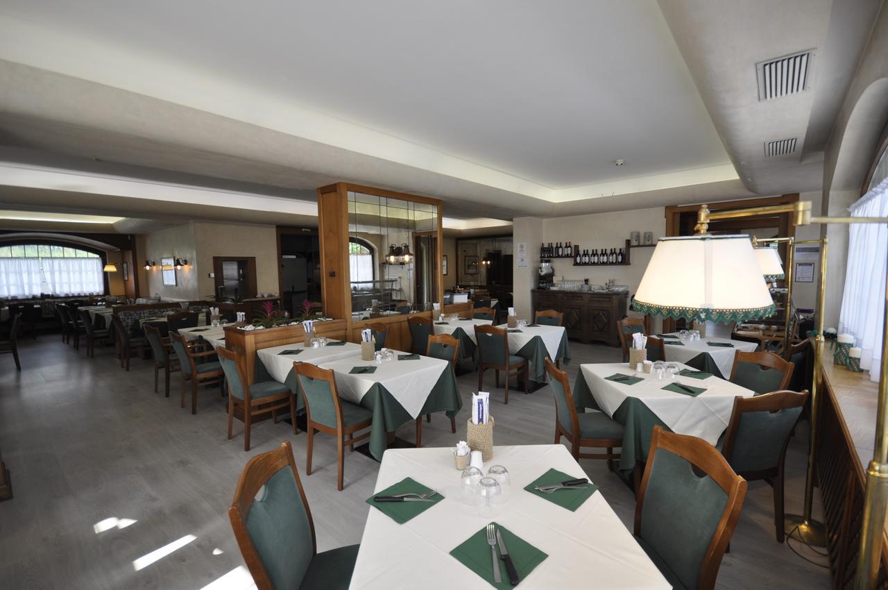 Hotel La Lepre Bianca Gallio Ngoại thất bức ảnh